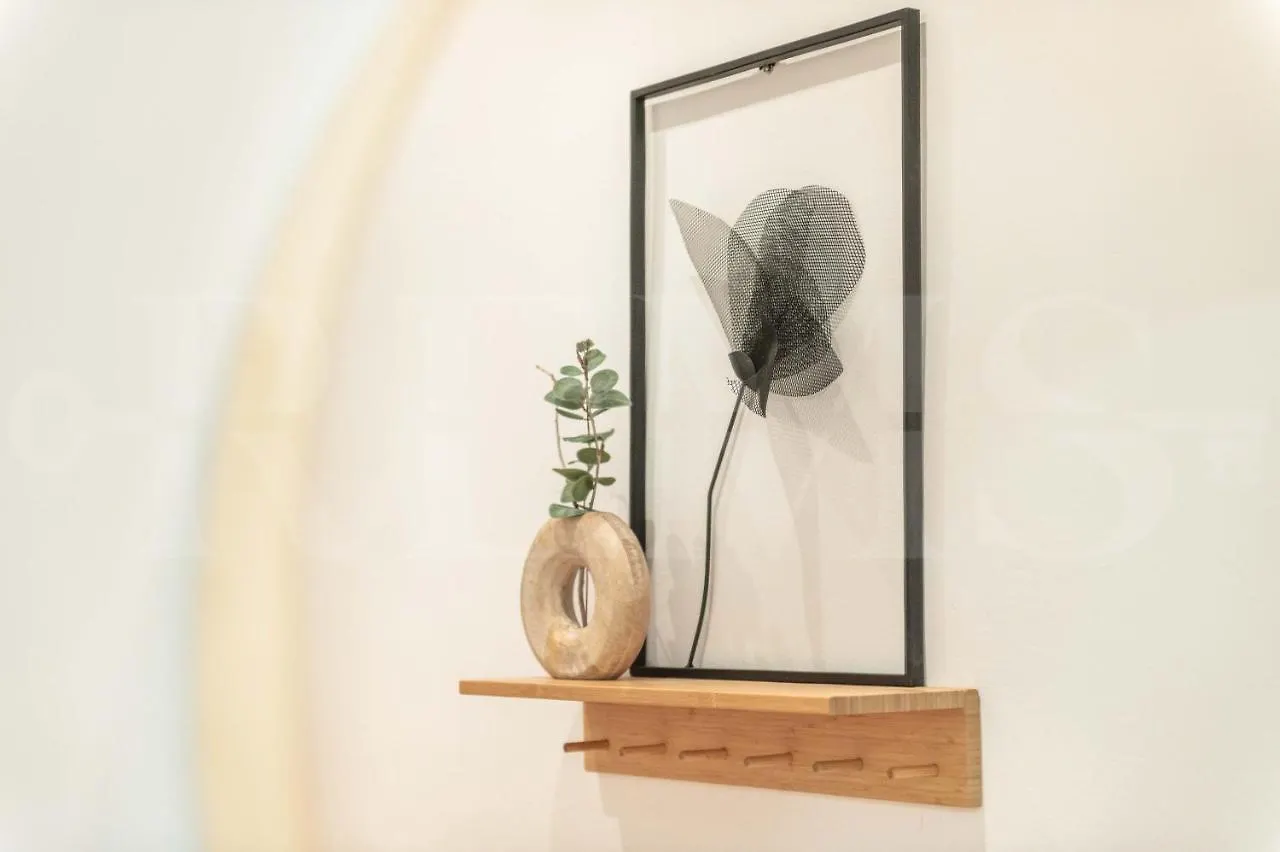 Comfortable Apartment With Balcony - Center Malaga