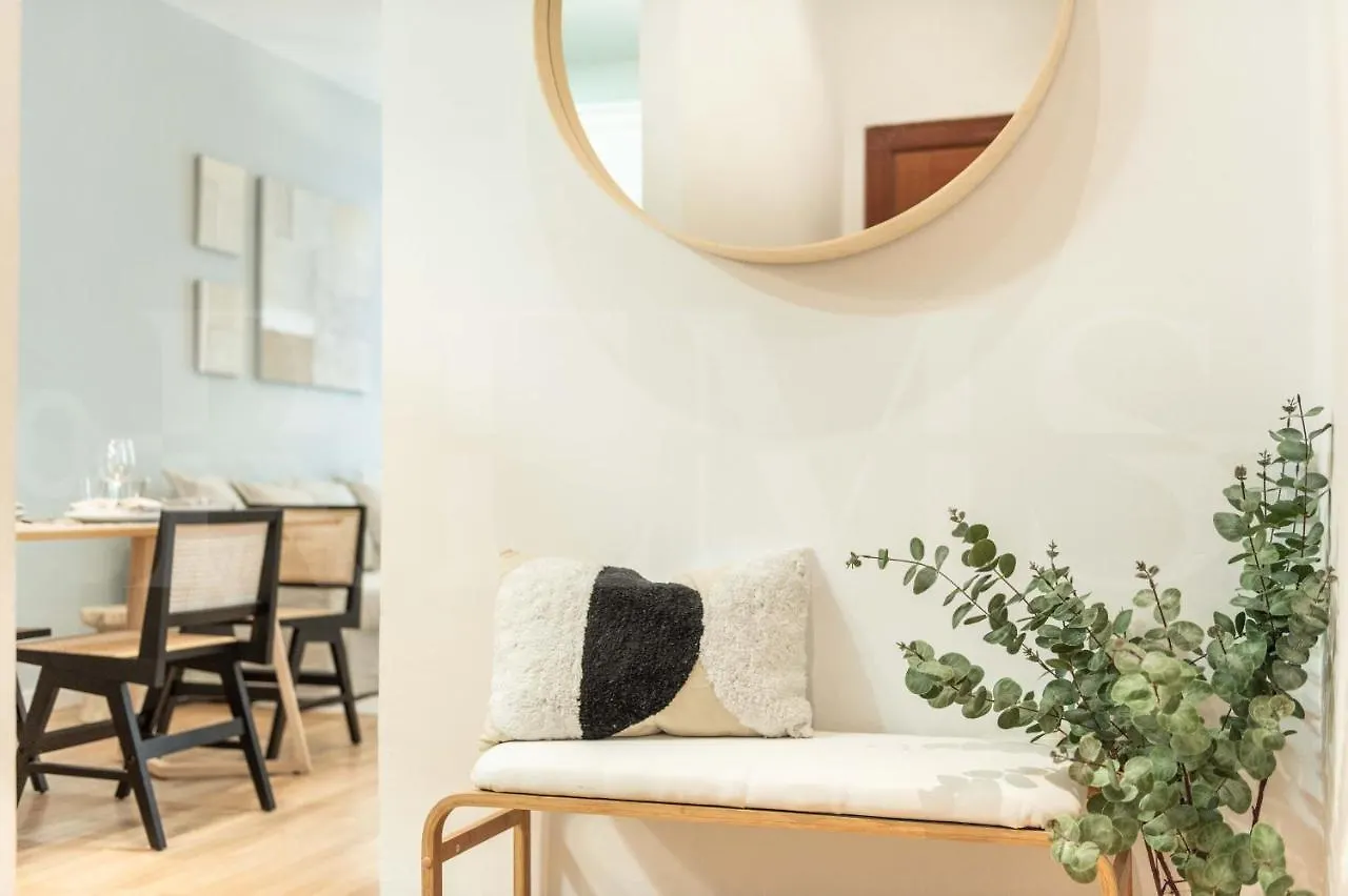 Comfortable Apartment With Balcony - Center Málaga