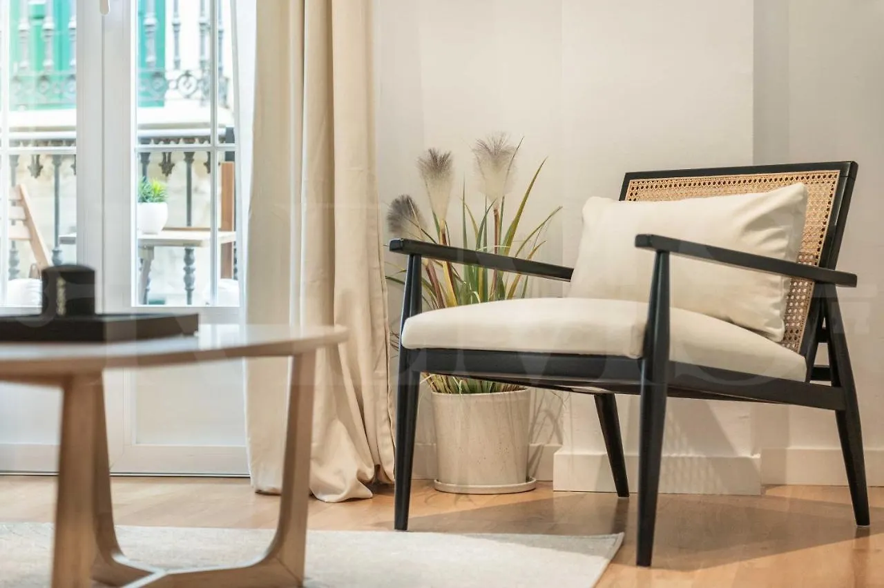 Comfortable Apartment With Balcony - Center Málaga